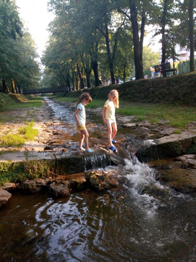 Apartamento Nektar 88 Vrnjačka Banja Exterior foto